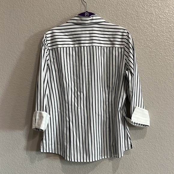 Fox Croft NYC Blue White Striped 3/4 Sleeve Button Down Blouse Non Iron - Picture 8 of 8